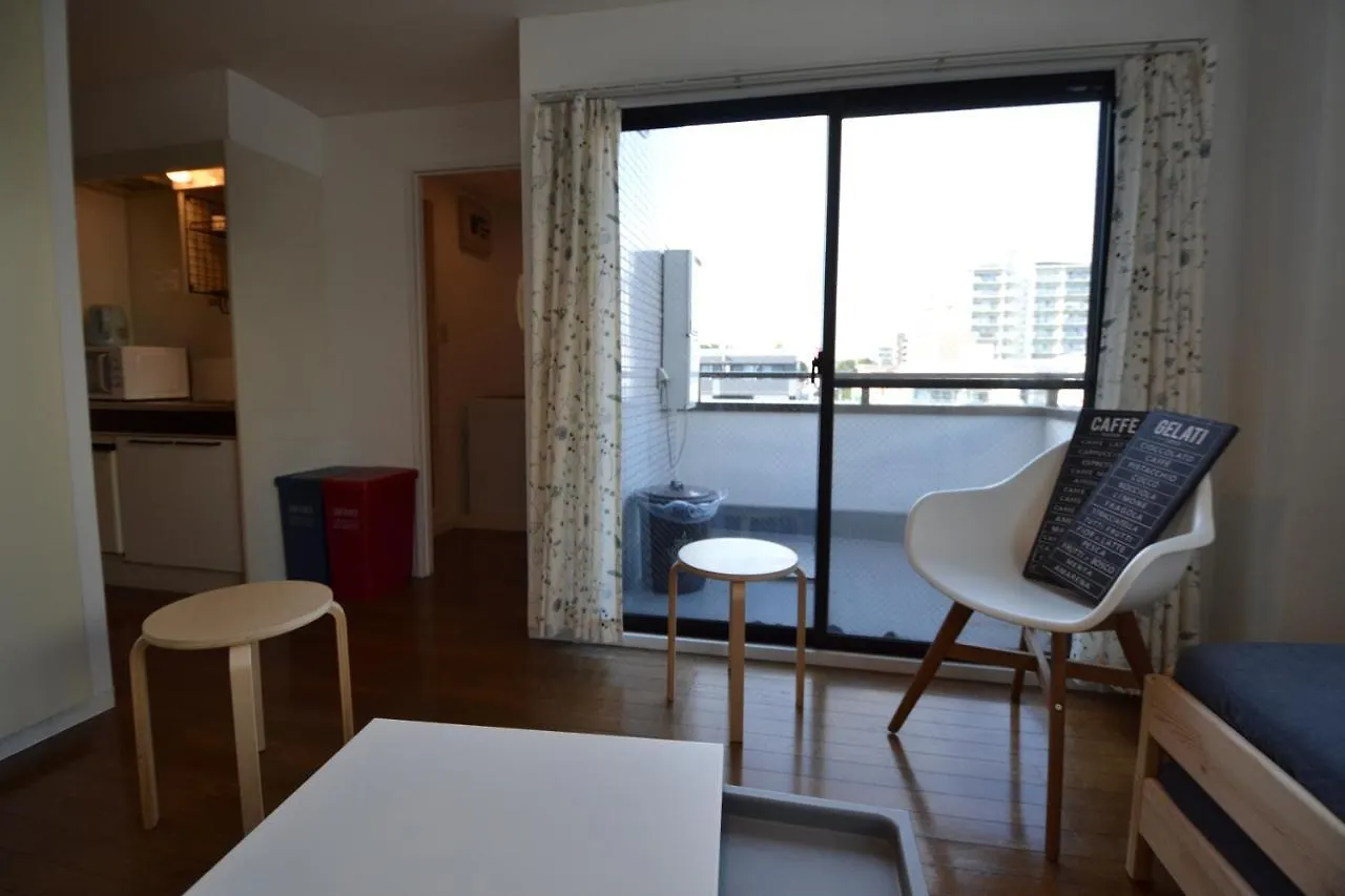 Enzo Iogi Apartamento Tóquio