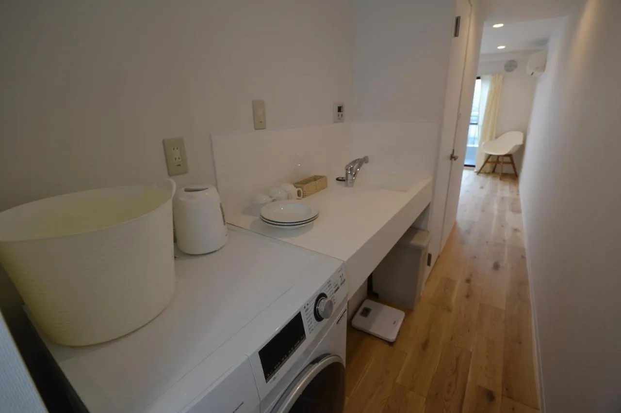 Enzo Iogi Apartamento Tóquio
